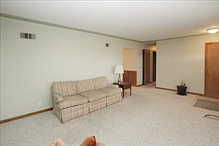 3rd image of 2525 Gaywood St