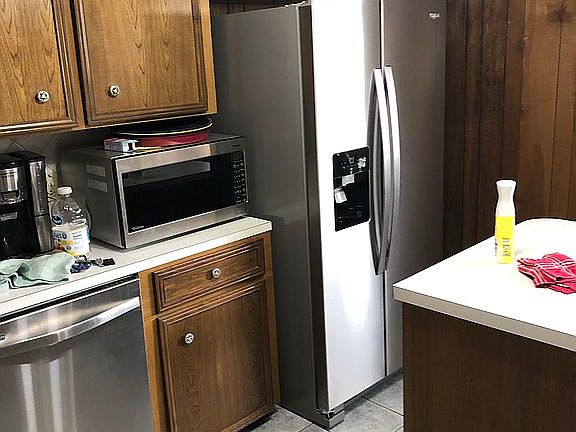 3rd image of 114 Rosedown St