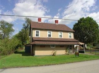 105 School Rd, Uniontown, PA 15401