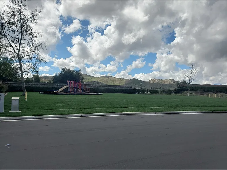 19263 Rocky Summit Dr — Photo 10