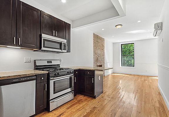 4th image of 113 W 130th St #2