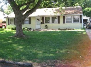 301 Briar Ln, Champaign, IL