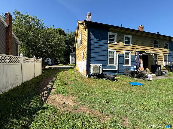 4th image of 132 Main Street