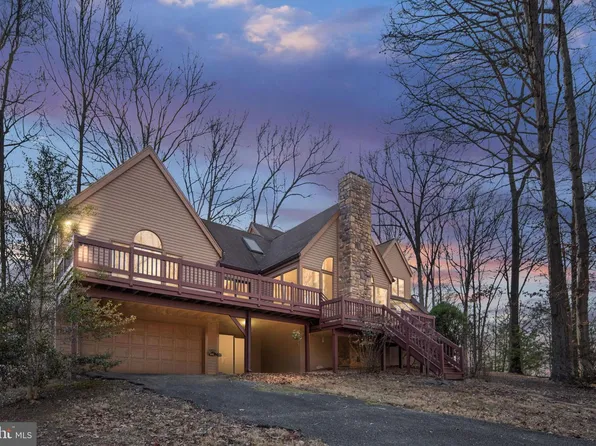 54 Tara Cir, Bumpass, VA 23024