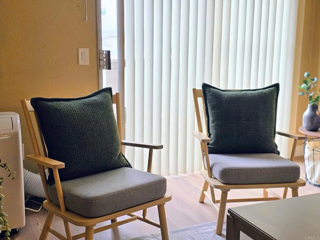 1 bed, 636 sqft, $1,900 — Photo 4