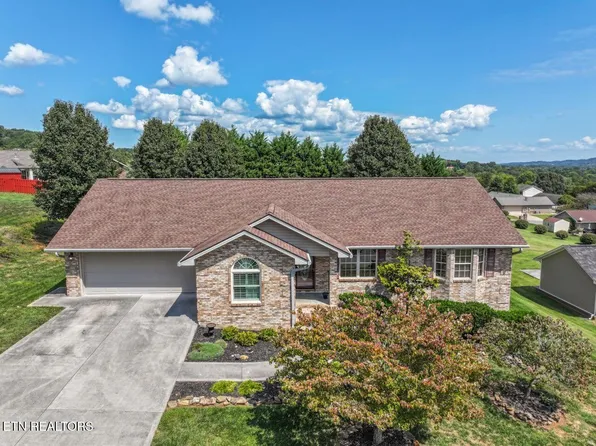 525 Hills Gate Cir, Seymour, TN 37865