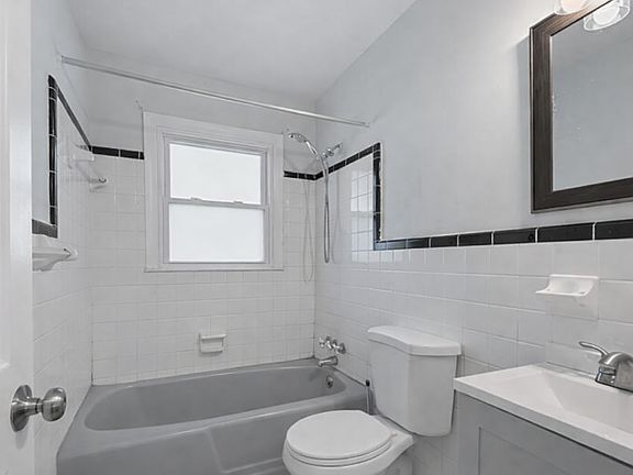 5th image of 6643 Woodrow Ave #B