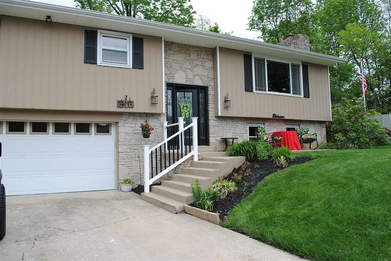 3502 S Tudor Ln photo 1