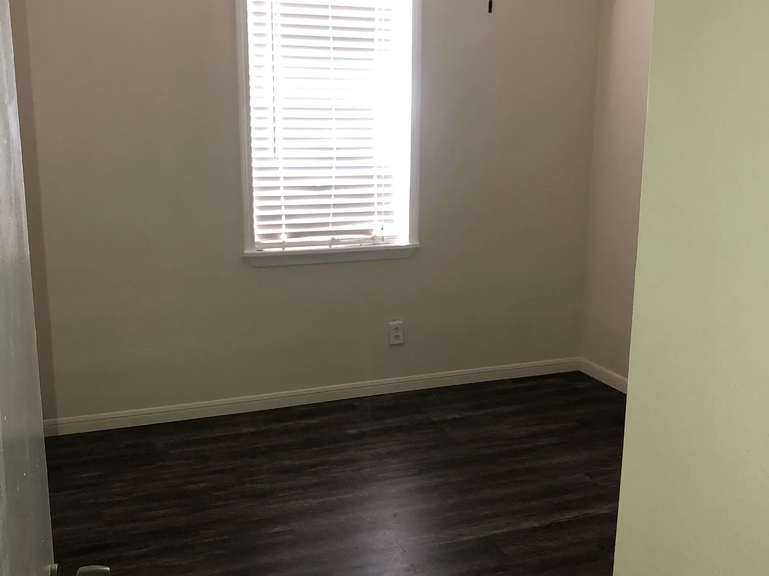 825 Smelker Avenue - 1 — Photo 3