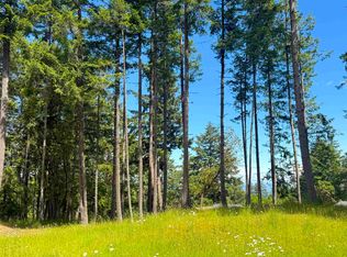 448 Burrill Rd, Southern Gulf Islands, BC V0N 1P0