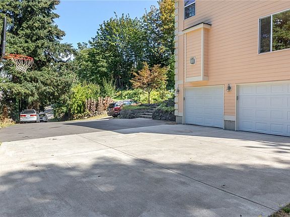 5th image of 13601 42nd Ave S