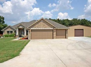 755 County Street 2982, Tuttle, OK 73089