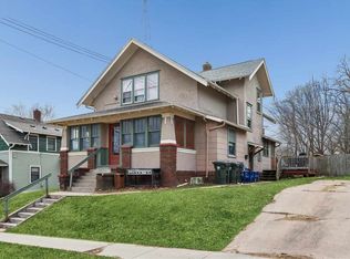 727 N Dodge St, Iowa City, IA 52245