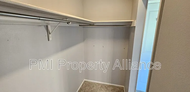 541 Moccasin Ct — Photo 12