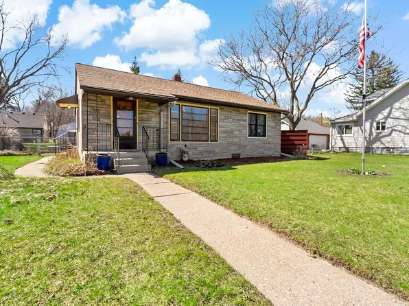 321 Point Douglas Rd N, Saint Paul, MN 55106