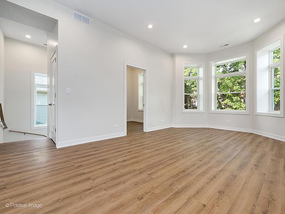 2nd image of 2440 N Sawyer Ave #2