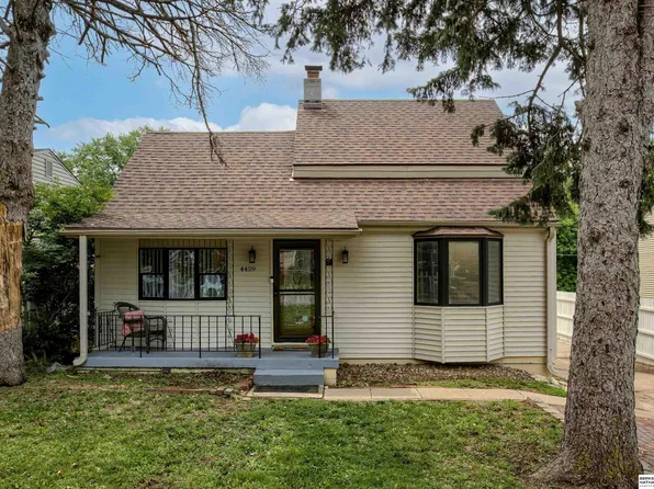 4459 F St, Omaha, NE 68107