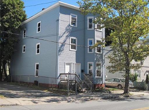 2nd image of 219 Chestnut St