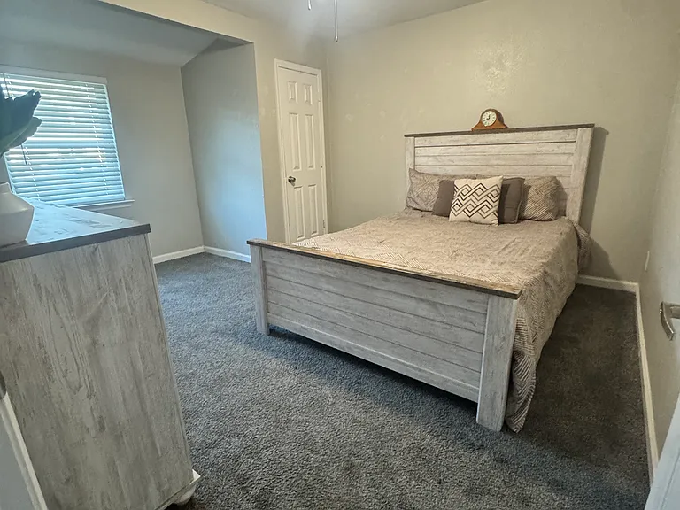 804 Skylark Dr — Photo 6