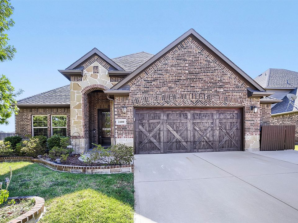 1st image of 2400 Sabine Cir