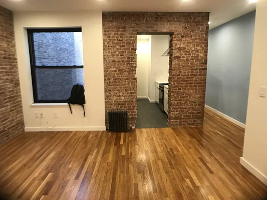 Rented by Bohemia Realty Group | media 37