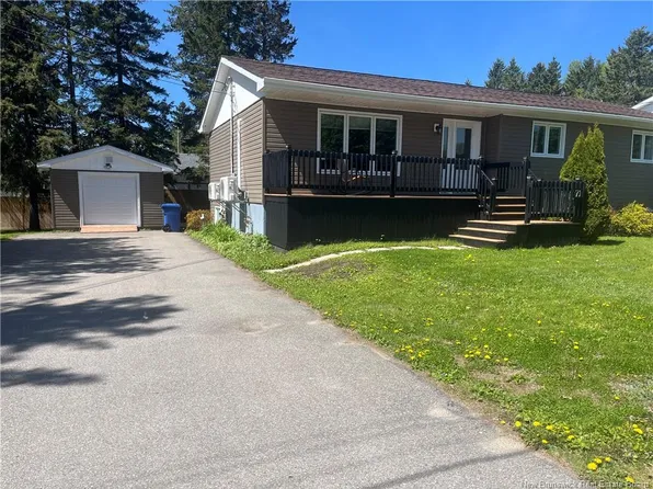 71 Colin Dr, Miramichi, NB E1V 6B9