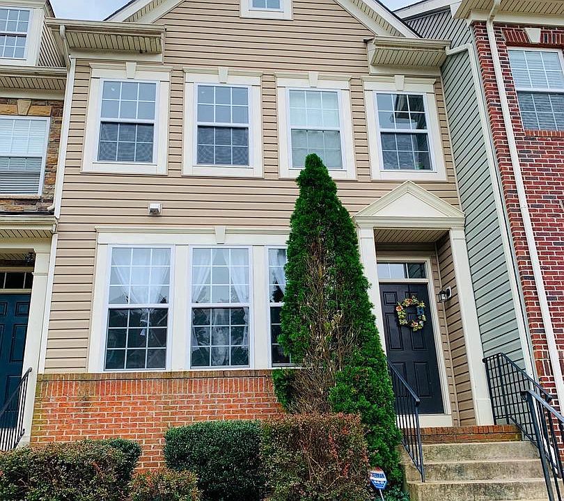 1st image of 21910 Weeping Willow Ln