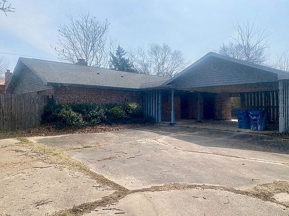2nd image of 1604 S 5th St