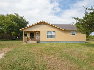 911 Longhollow Rd, Dale, TX 78616
