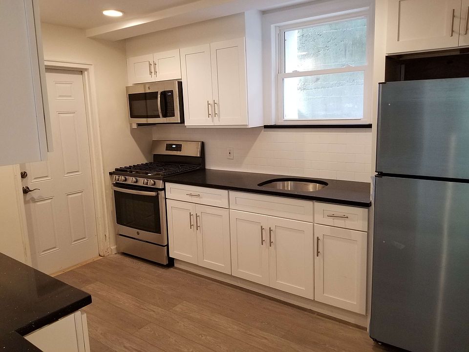 2nd image of 453 W 263rd St