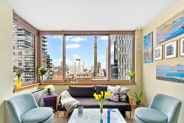 Sold by Compass | media 17