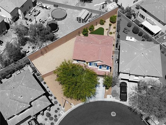 2nd image of 8682 Gateway Glen Dr