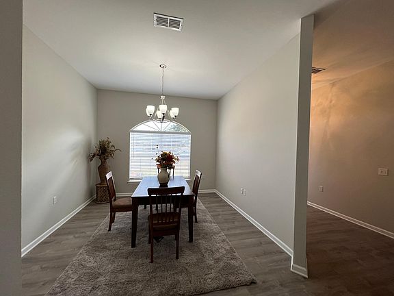 4th image of 2030 Gren Mill Ct