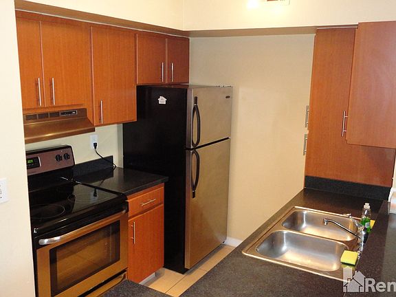 5th image of 421 Fountainhead Cir Unit 213