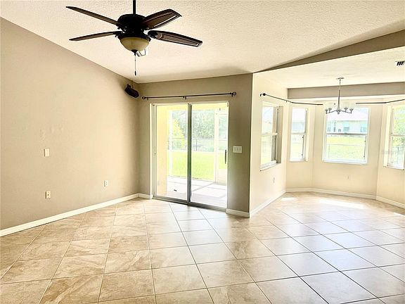 3rd image of 2043 OLD TRENTON LANE