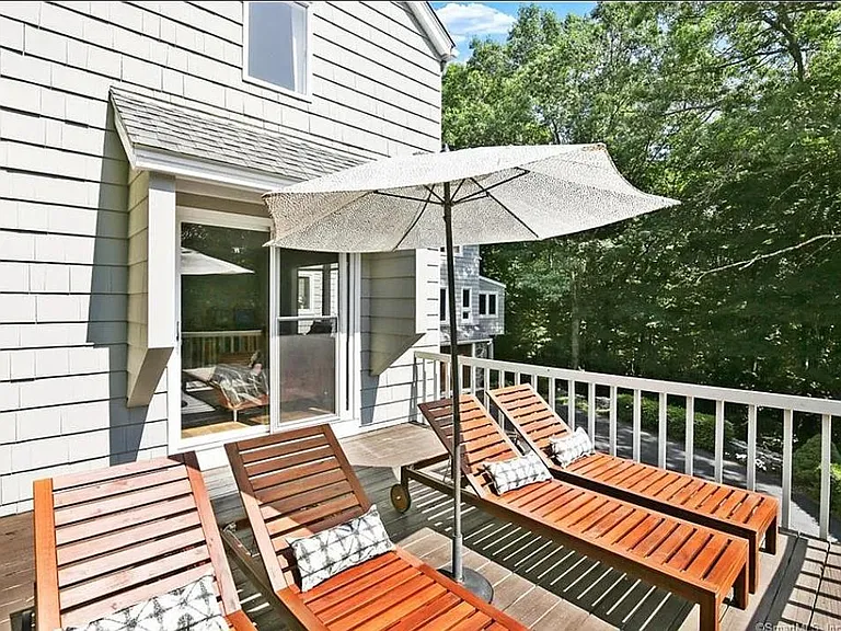 241 Maple Rd #1 — Photo 24