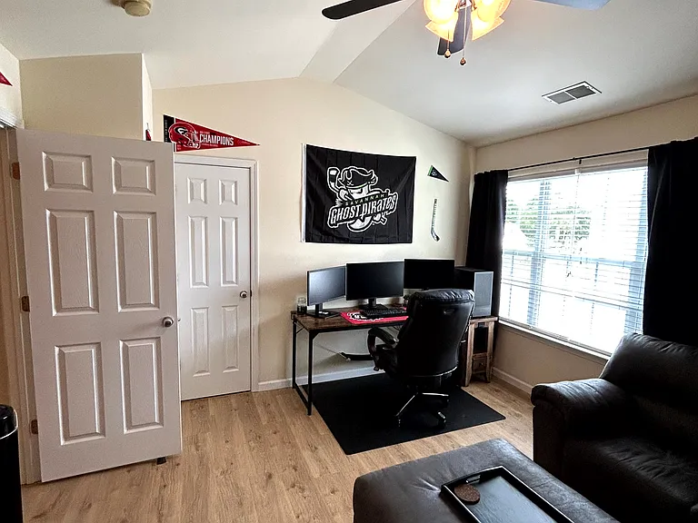 122 Sonata Cir — Photo 4