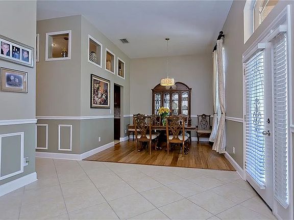 3rd image of 2007 Highview Fall Pl