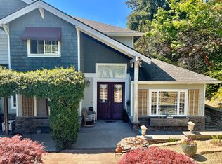13128 SE Newport Way, Bellevue, WA 98006