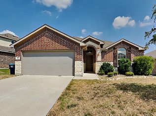 316 Saguaro Dr, Haslet, TX 76052