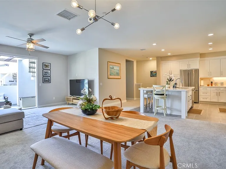 3318 Doheny Way — Photo 9