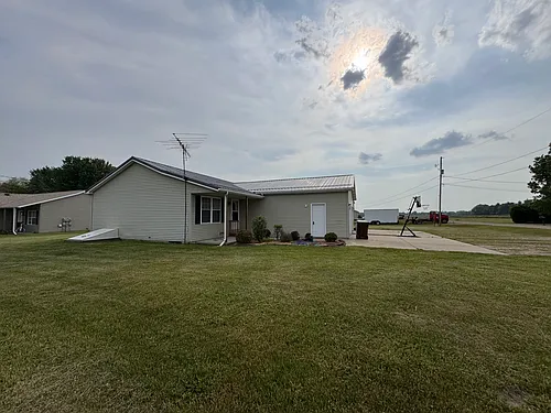730 Elm St #730 Photo 1
