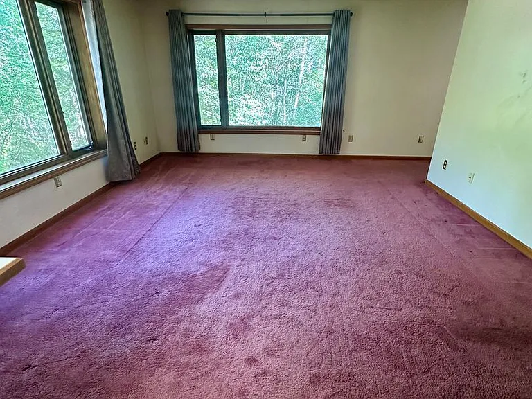 1501 Husky Way — Photo 3