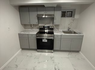 61 Forest Rd, Valley Stream, NY 11581