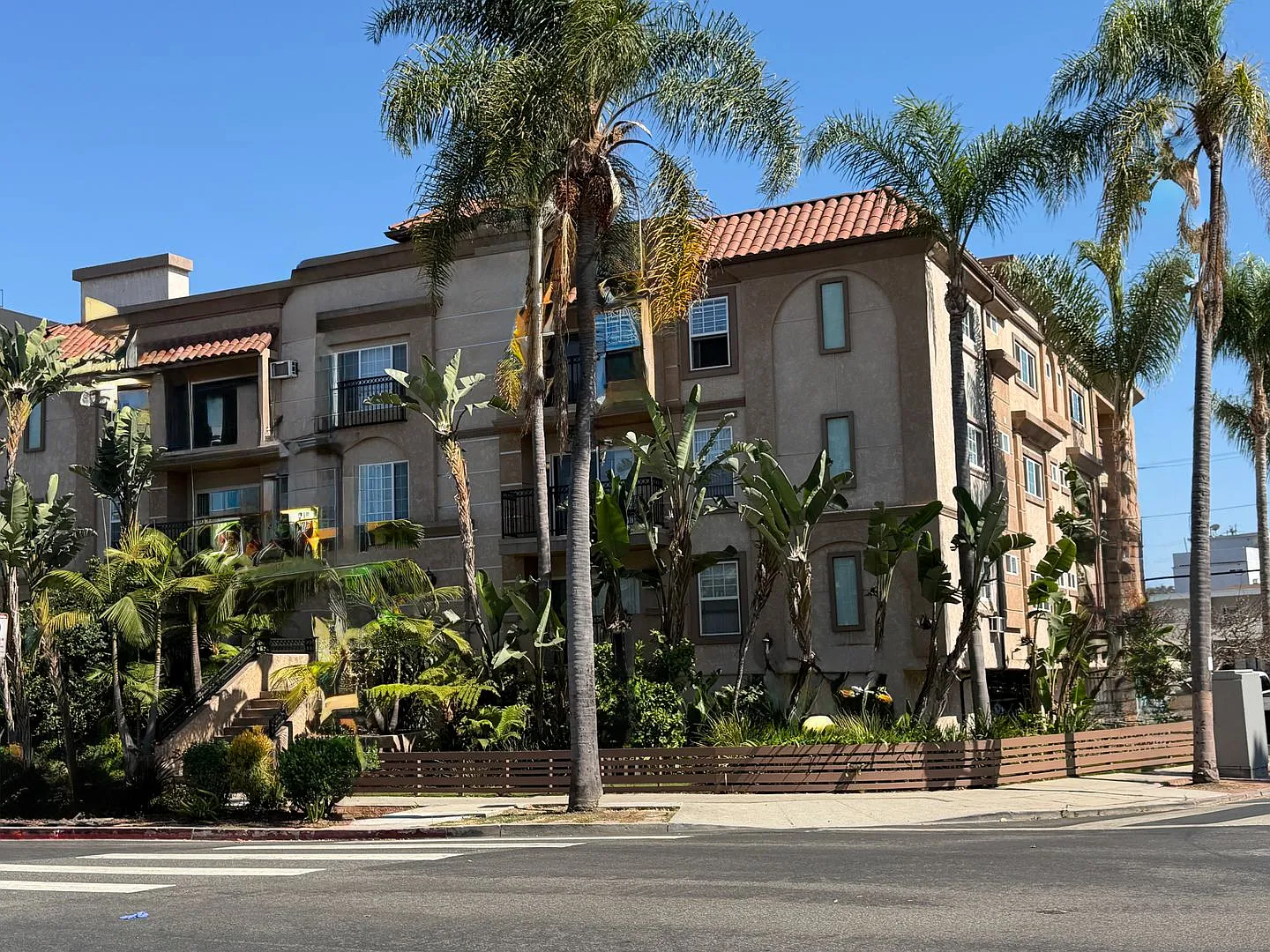 9344 National Blvd — Photo 3