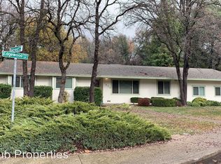 1920 Edgewood Dr, Redding, CA 96003