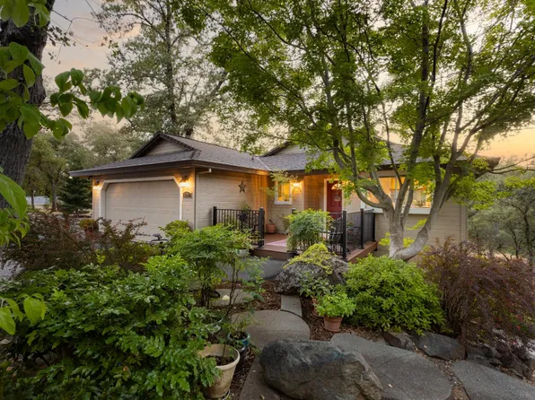 4260 Meadow Glen Rd, Auburn, CA 95602