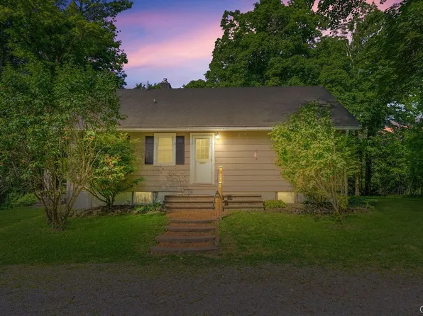 8118 E Seneca Tpke, Manlius, NY 13104