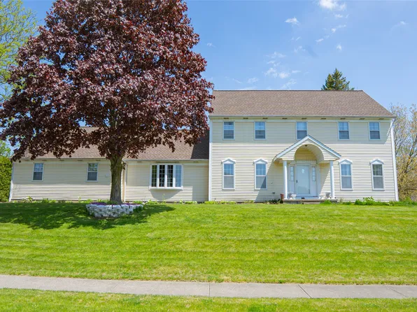 5717 Clinton St, Erie, PA 16509