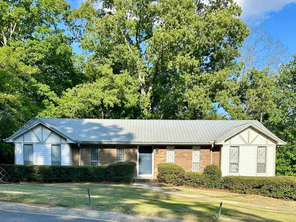 1431 Mohican Dr, Birmingham, AL 35214